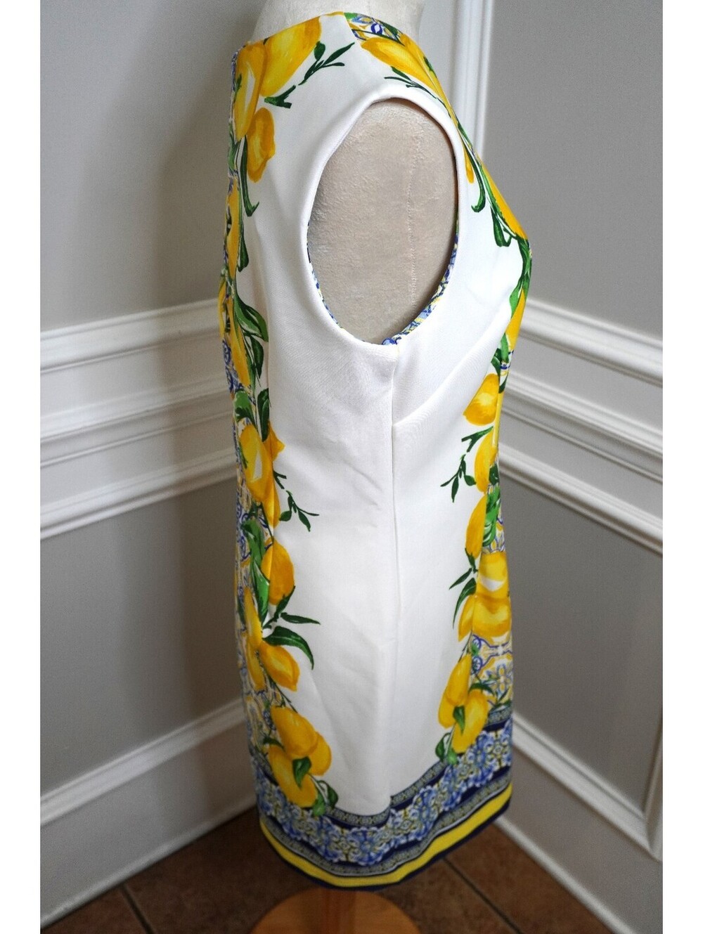 Madison Leigh Sleeveless Lemon Print Shift Dress Size 12P - Picture 2 of 4